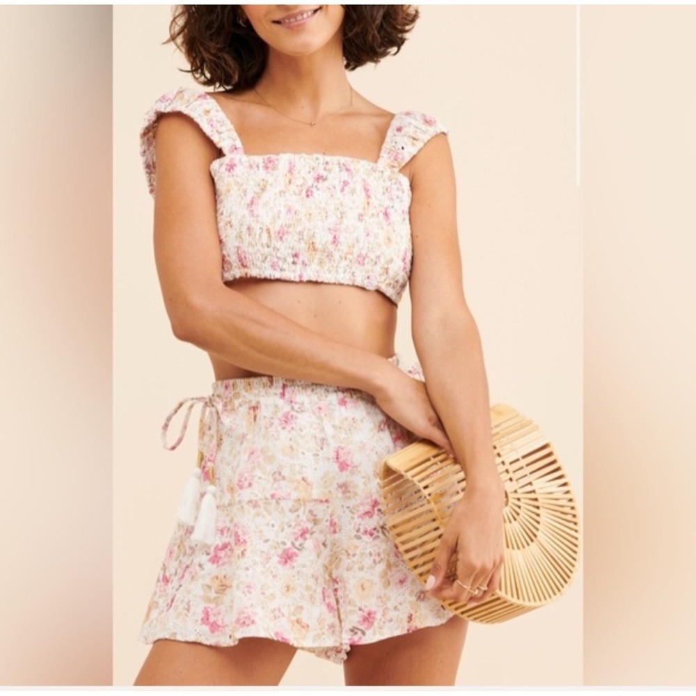 MINKPINK Cecile Floral Eyelet Two Piece Set Prarie Crop Top Tassel Shorts Small